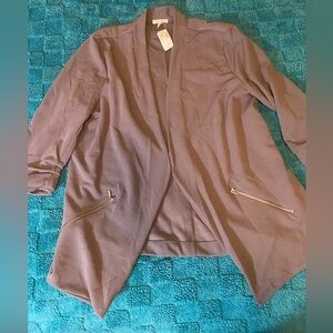 Blazer size 1x brand new. From Maurices